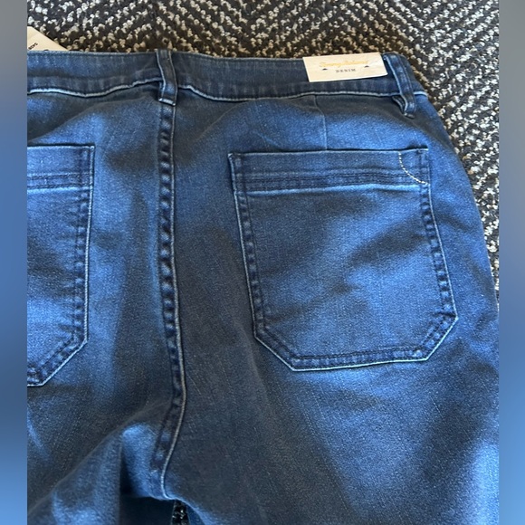 Tommy Bahama Tema Flare Jeans mid ocean wash 31x33 - Picture 15 of 17
